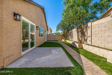 Exterior - 412 E Utopia Rd, Phoenix, AZ 85024 photo 7 of 7