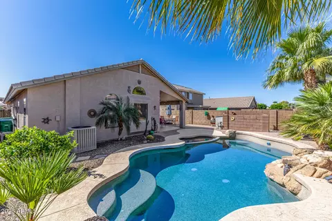 42362 W Sparks Dr, Maricopa, AZ 85138