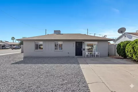 2502 N 38th Ln, Phoenix, AZ 85009