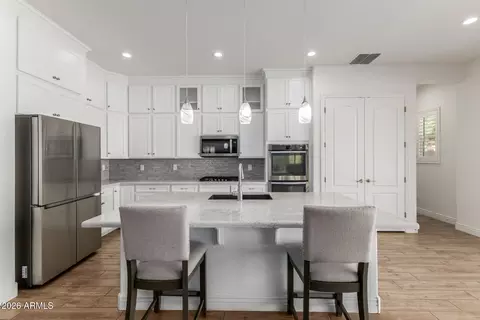 1464 E Lexington Ave, Gilbert, AZ 85234