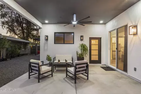 Exterior - 1211 E Hayward Ave, Phoenix, AZ 85020 photo 2 of 8