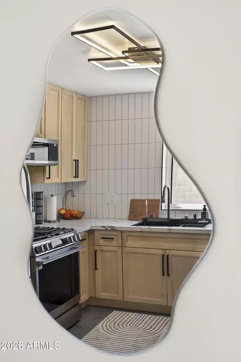 Kitchen - 1211 E Hayward Ave, Phoenix, AZ 85020 photo 19 of 19