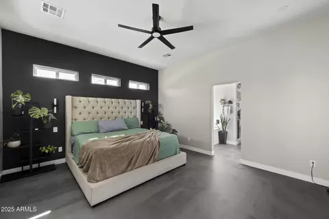 Bedroom - 1211 E Hayward Ave, Phoenix, AZ 85020 photo 3 of 9