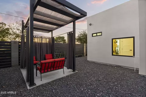 Exterior - 1211 E Hayward Ave, Phoenix, AZ 85020 photo 3 of 8