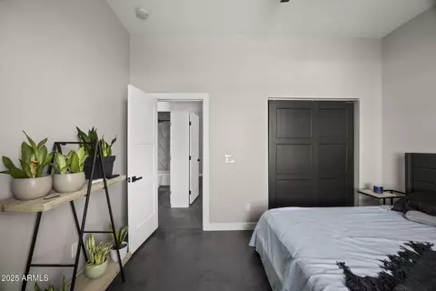 Bedroom - 1211 E Hayward Ave, Phoenix, AZ 85020 photo 5 of 9