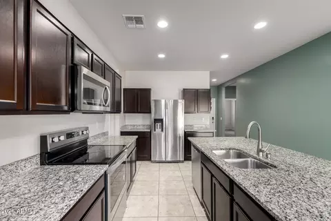 1194 E Tyler Ln, Casa Grande, AZ 85122