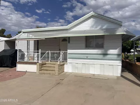 2274 S Seminole Dr, Apache Junction, AZ 85119