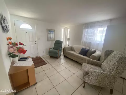 2274 S Seminole Dr, Apache Junction, AZ 85119 photo 3
