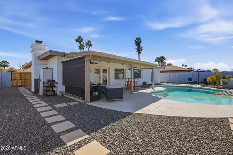 Exterior - 1870 E Tulane Dr, Tempe, AZ 85283 photo 3 of 4