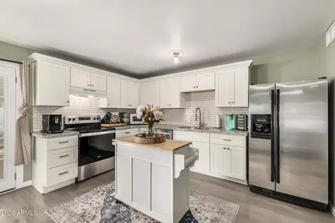Kitchen - 3429 Everett Dr, Phoenix, AZ 85032 photo 2 of 3