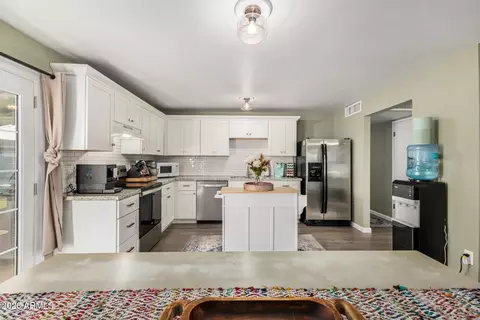 Kitchen - 3429 Everett Dr, Phoenix, AZ 85032 photo 3 of 3