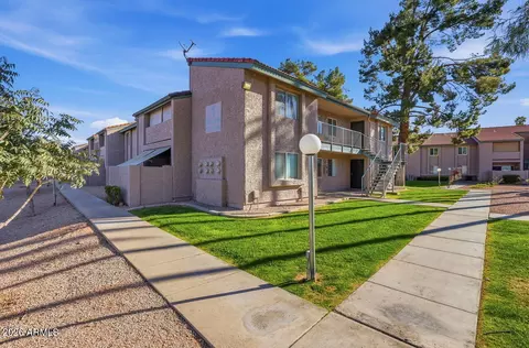 623 W Guadalupe Rd #215, Mesa, AZ 85210