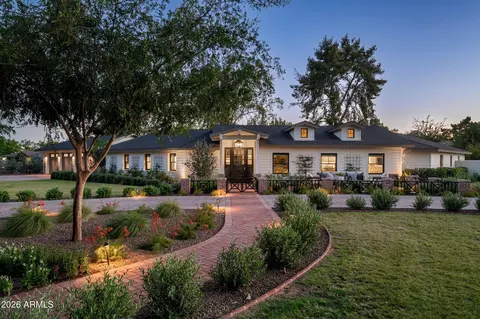 8202 N 74th Pl, Scottsdale, AZ 85258
