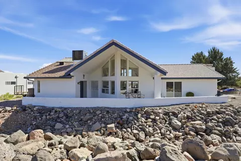 570 Antelope Dr, Clarkdale, AZ 86324