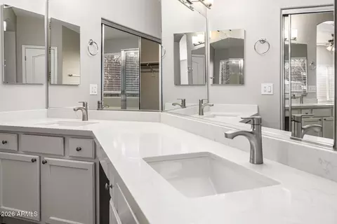 Bath - 1151 E Pony Ln, Gilbert, AZ 85295 photo 2 of 3