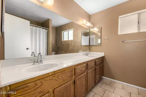 Bath - 1622 N Terripin St, Mesa, AZ 85207 photo 2 of 3