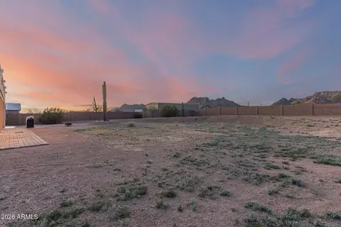 Exterior - 304 E Mckellips Blvd, Apache Junction, AZ 85119 photo 4 of 18