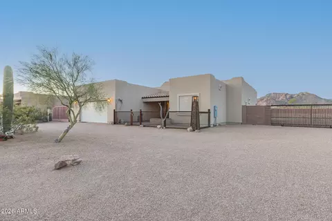 Exterior - 304 E Mckellips Blvd, Apache Junction, AZ 85119 photo 12 of 18