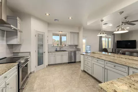Kitchen - 304 E Mckellips Blvd, Apache Junction, AZ 85119 photo 3 of 4