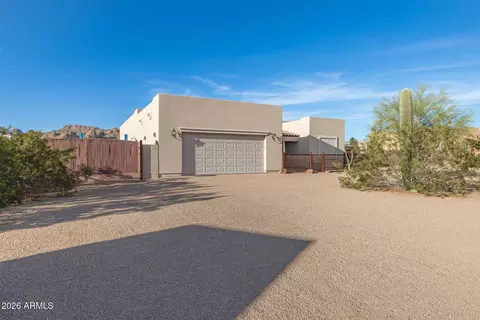 Exterior - 304 E Mckellips Blvd, Apache Junction, AZ 85119 photo 15 of 18