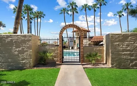 Exterior - 3004 W Phelps Rd, Phoenix, AZ 85053 photo 9 of 10
