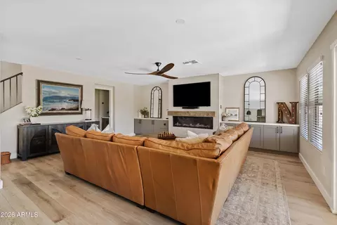 4037 E Pinto Ln, Phoenix, AZ 85050 photo 13
