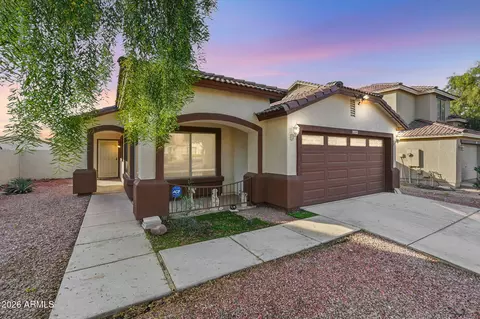 Exterior - 8109 W Globe Ave, Phoenix, AZ 85043 photo 3 of 5