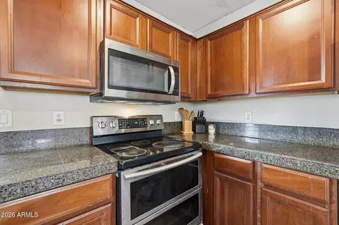 Kitchen - 8109 W Globe Ave, Phoenix, AZ 85043 photo 3 of 3