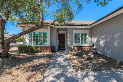 9038 E Riviera Dr, Scottsdale, AZ 85260