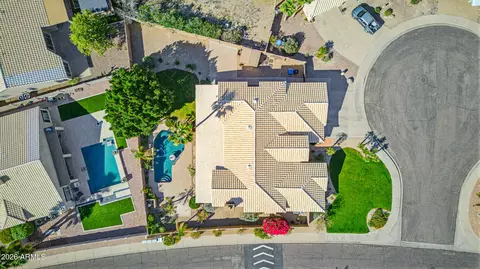 View/Area - 2630 E Silverwood Dr, Phoenix, AZ 85048 photo 4 of 8