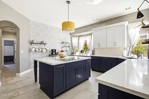 Kitchen - 2630 E Silverwood Dr, Phoenix, AZ 85048 photo 6 of 11
