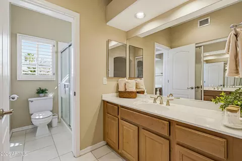 Bath - 2630 E Silverwood Dr, Phoenix, AZ 85048 photo 7 of 10