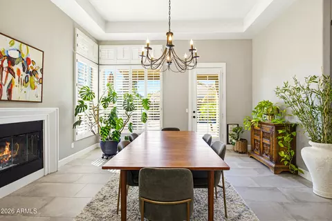 Dining - 2630 E Silverwood Dr, Phoenix, AZ 85048 photo 2 of 4
