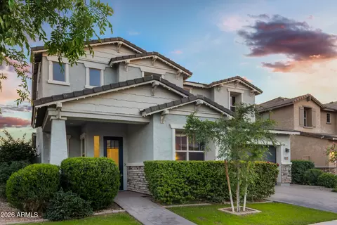 Exterior - 3527 E Austin Dr, Gilbert, AZ 85296 photo 7 of 11