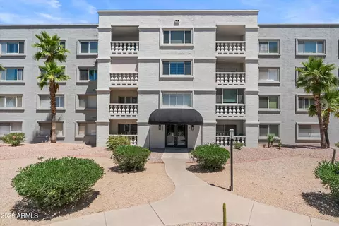 7860 E Camelback Rd #211, Scottsdale, AZ 85251