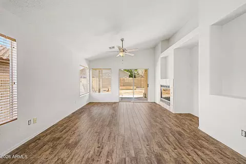 741 E Cantebria Dr, Gilbert, AZ 85296 photo 2