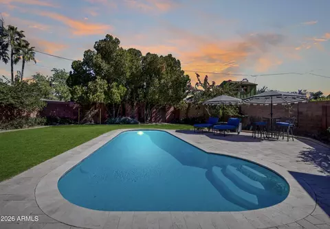Exterior - 7823 N 7th Pl, Phoenix, AZ 85020 photo 3 of 4
