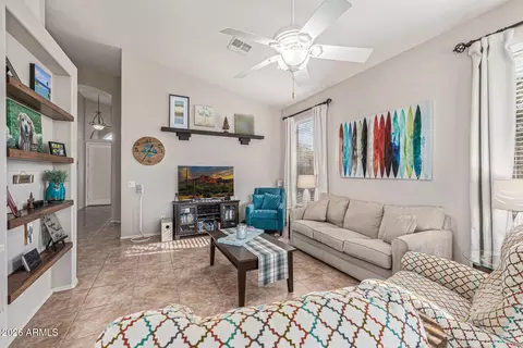 7024 E Russell St, Mesa, AZ 85207 photo 9