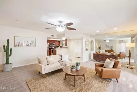 5104 N 32nd St #208, Phoenix, AZ 85018