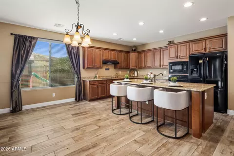 Kitchen - 2614 E Carob Dr, Gilbert, AZ 85298 photo 2 of 3