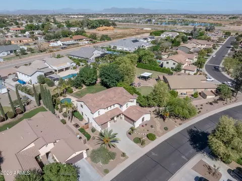 View/Area - 2614 E Carob Dr, Gilbert, AZ 85298 photo 7 of 14