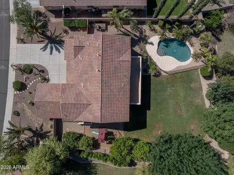 View/Area - 2614 E Carob Dr, Gilbert, AZ 85298 photo 6 of 14