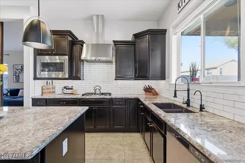 Kitchen - 2486 E Lindrick Dr, Gilbert, AZ 85298 photo 3 of 4