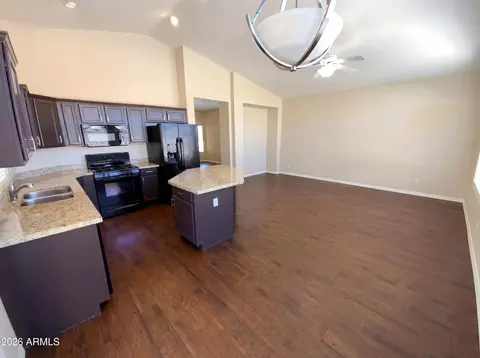 Living - 3938 W Hackamore Dr, Phoenix, AZ 85083 photo 4 of 5