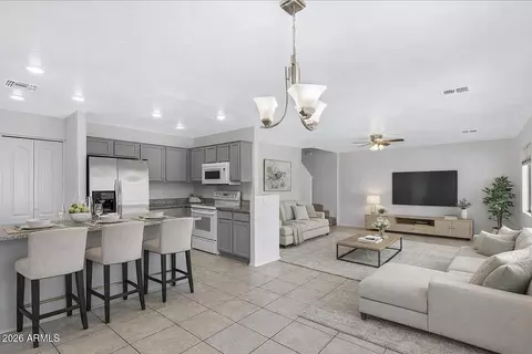 42538 W Sunland Dr, Maricopa, AZ 85138