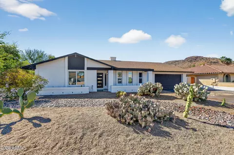 Exterior - 9 E Surrey Ave, Phoenix, AZ 85022 photo 1 of 6