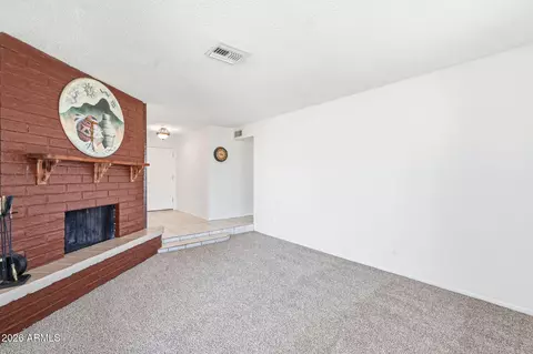 Living - 16802 N 34th Dr, Phoenix, AZ 85053 photo 4 of 6