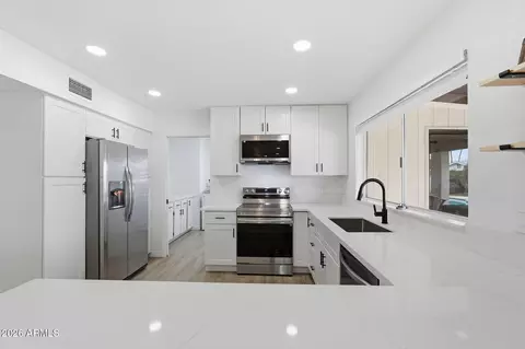 Kitchen - 2521 E Inca St, Mesa, AZ 85213 photo 6 of 6
