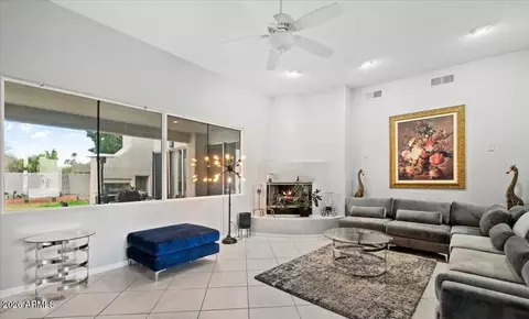 6361 W Deer Valley Rd, Glendale, AZ 85308