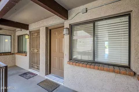 Exterior - 17 E Ruth Ave #303, Phoenix, AZ 85020 photo 1 of 2